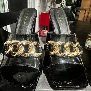 Azalea Wang Black and Gold Women's Shoes